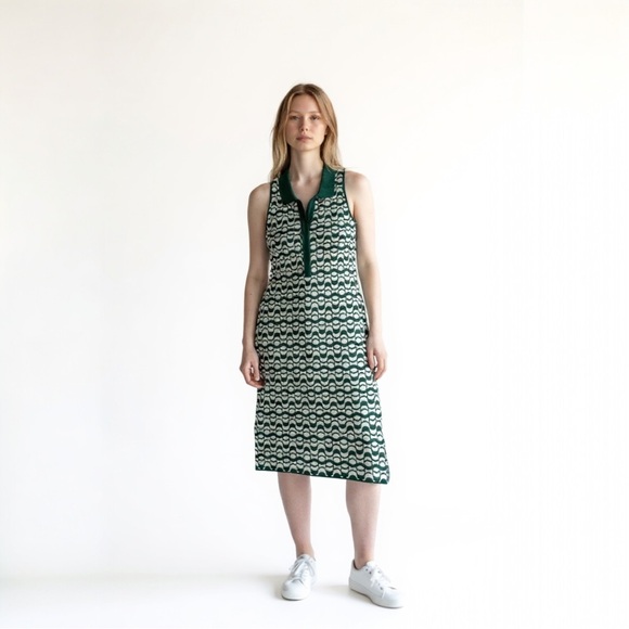 House of Harlow 1960 Dresses & Skirts - House of Harlow Green Patterned Sleeveless Dress